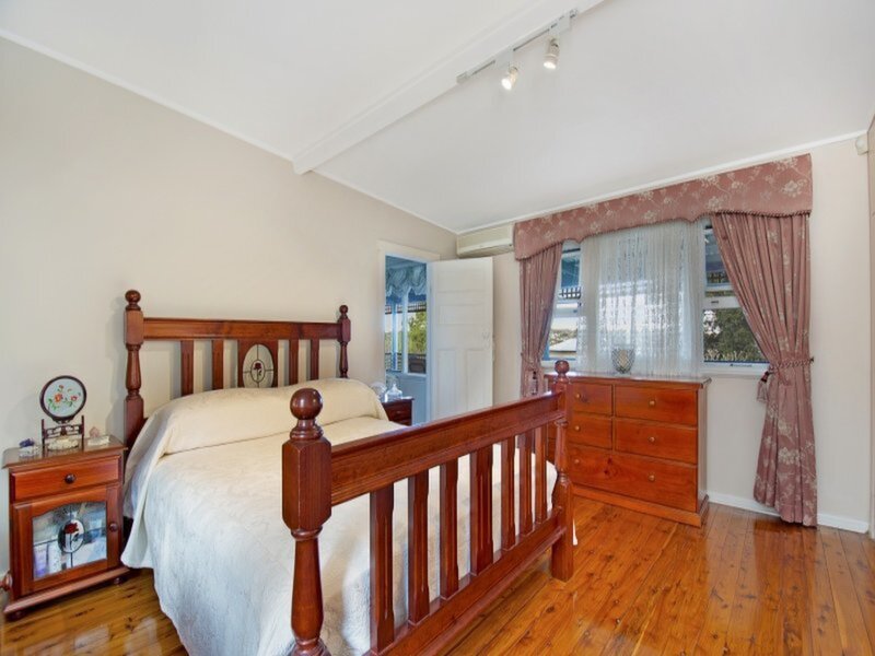 44 Mitchell Street, Putney Sold by Cassidy Real Estate - image 1