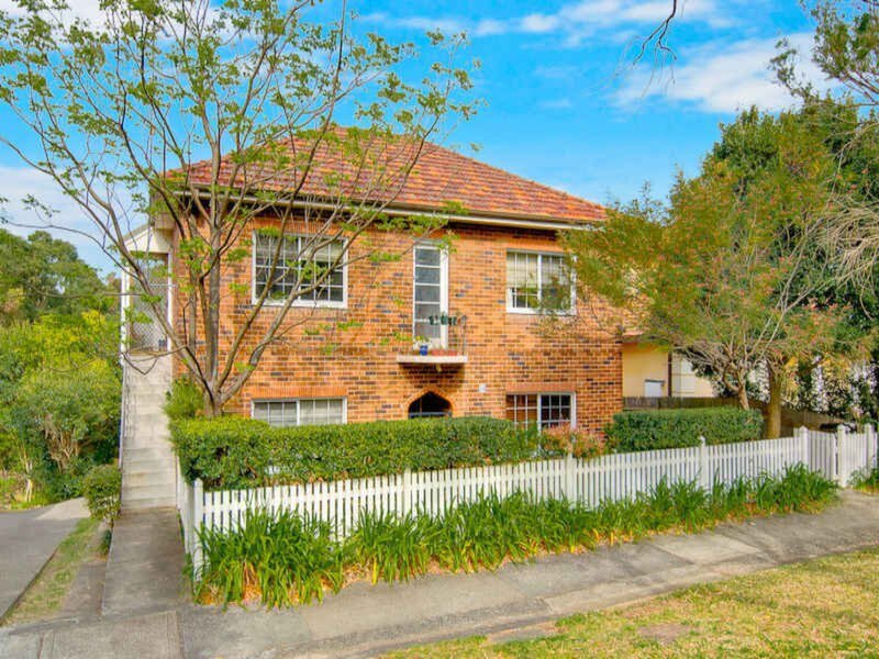 4/10 Auburn Street, Hunters Hill Sold by Cassidy Real Estate - image 1