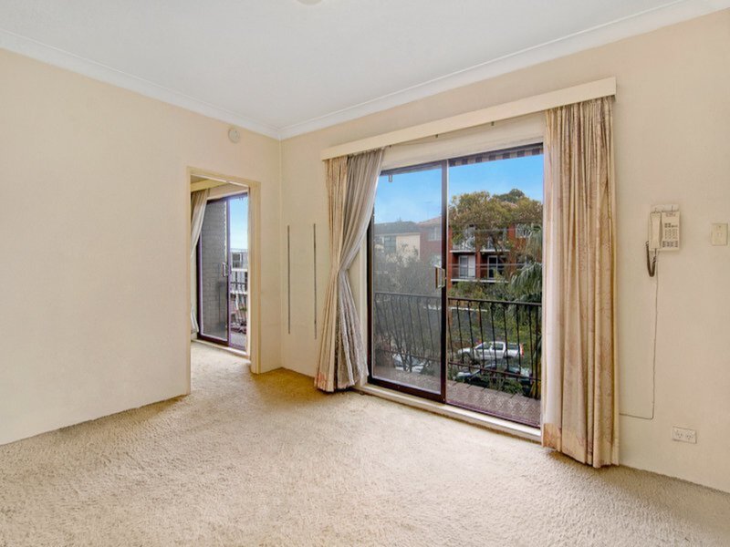 8/22 Linsley Street, Gladesville Sold by Cassidy Real Estate - image 1