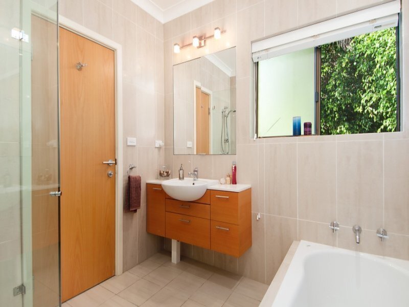 1A Regent Street, Putney Sold by Cassidy Real Estate - image 1