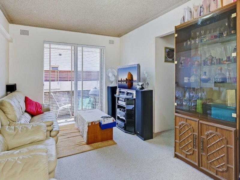 7/11 Linsley Street, Gladesville Sold by Cassidy Real Estate - image 1