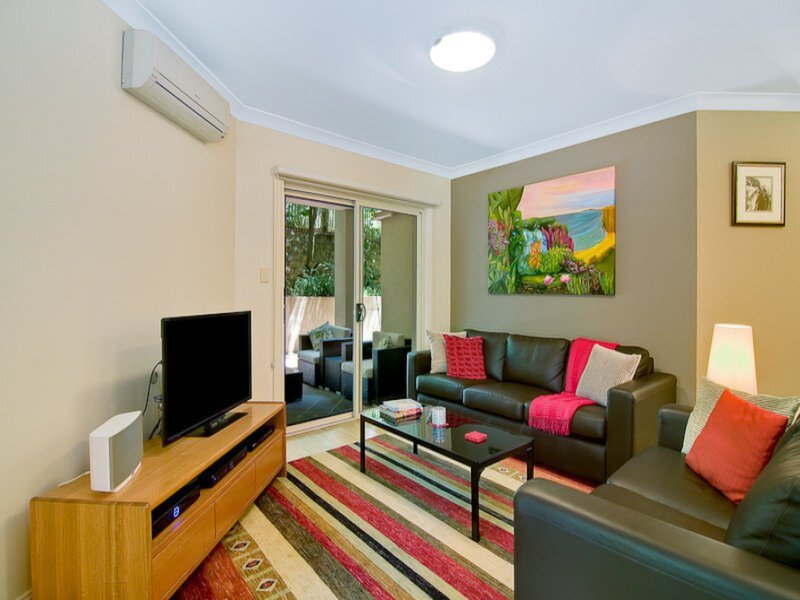 5/3 Fig Tree Avenue, Abbotsford Sold by Cassidy Real Estate - image 1