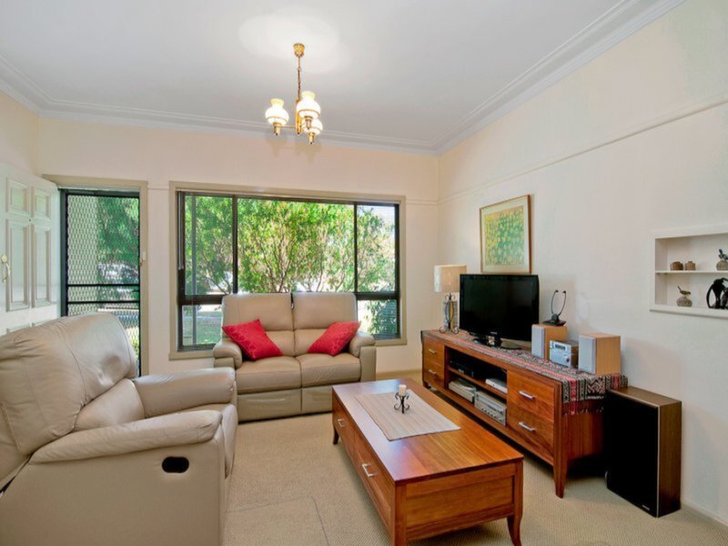 111 Tennyson Road, Tennyson Point Sold by Cassidy Real Estate - image 1