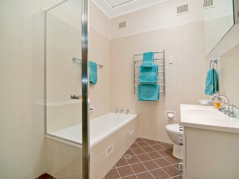 111 Tennyson Road, Tennyson Point Sold by Cassidy Real Estate - image 1