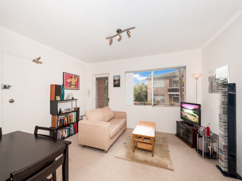 7/13 Harvard Street, Gladesville Sold by Cassidy Real Estate - image 1