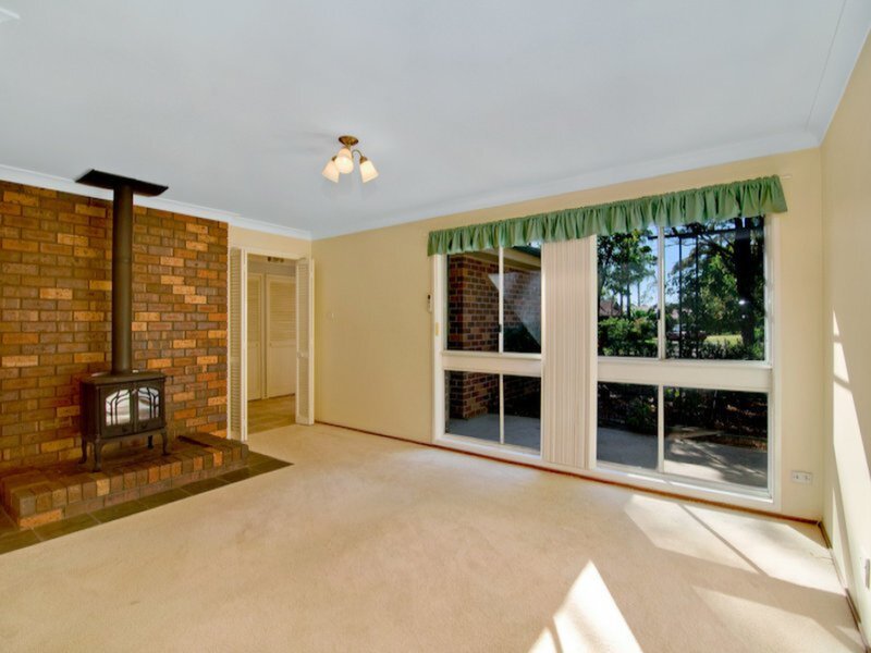 31 Hakea Crescent, Galston Sold by Cassidy Real Estate - image 1