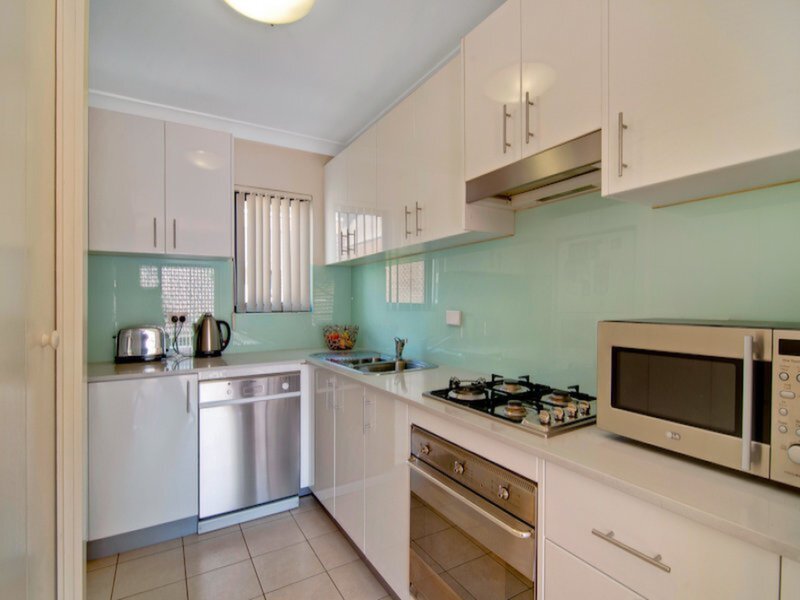 2/85 Pittwater Road, Hunters Hill Sold by Cassidy Real Estate - image 1