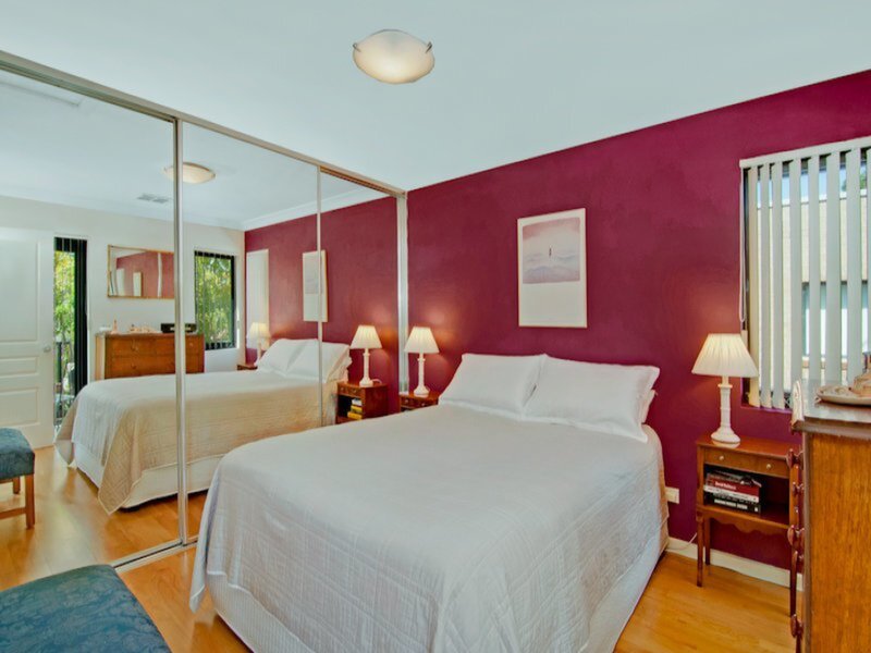 2/85 Pittwater Road, Hunters Hill Sold by Cassidy Real Estate - image 1