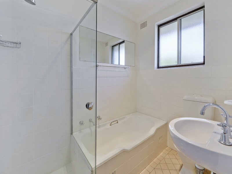 8/31 Pearson Street, Gladesville Sold by Cassidy Real Estate - image 1
