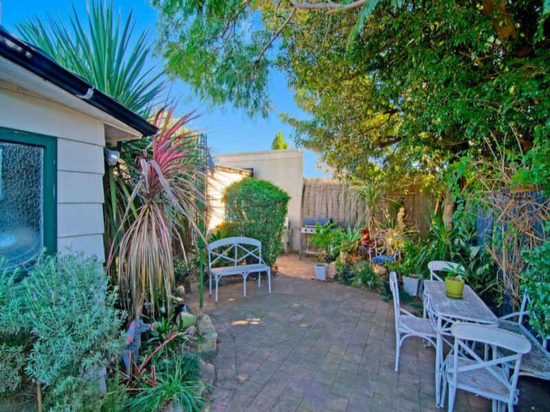 19 Florence Street, St Peters Sold by Cassidy Real Estate - image 1
