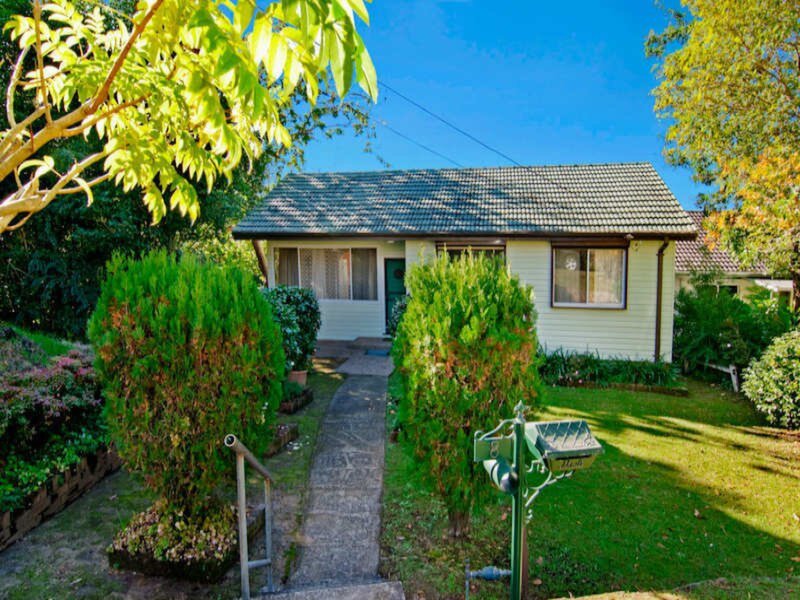 8 Magdala Road, North Ryde Sold by Cassidy Real Estate - image 1
