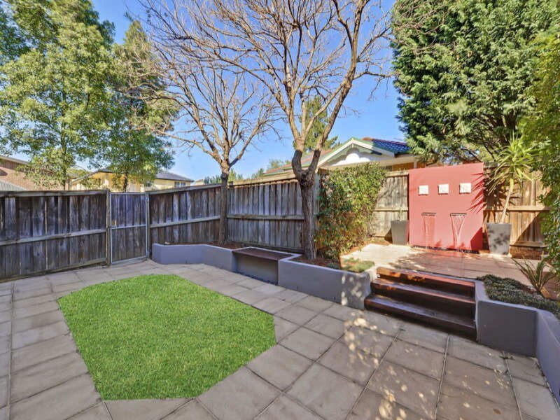 73 Phillip Road, Putney Sold by Cassidy Real Estate - image 1