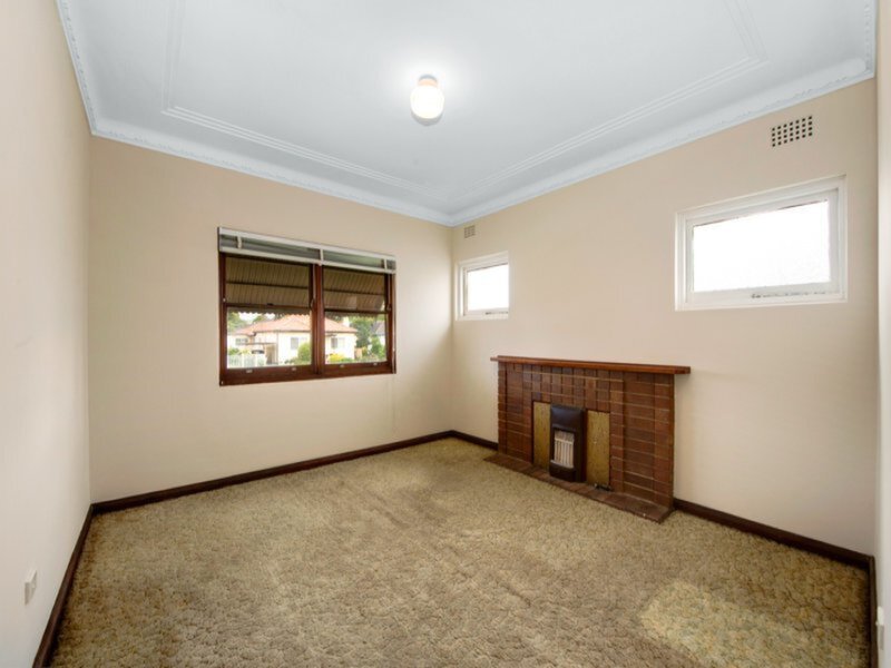 10 Lumeah Street, Merrylands Sold by Cassidy Real Estate - image 1