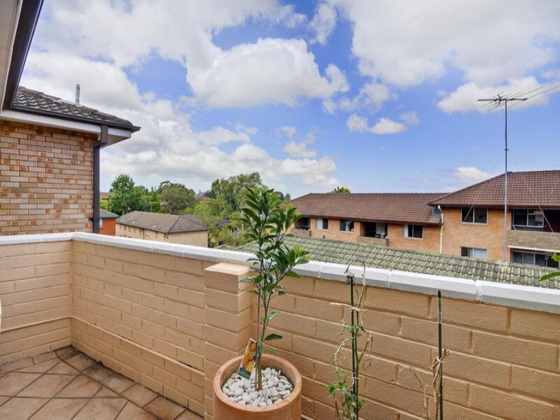 11/32 Wharf Road, Gladesville Sold by Cassidy Real Estate - image 1
