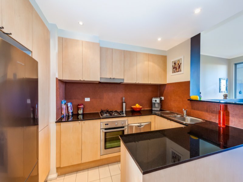 323/25-33 Allen Street, Waterloo Sold by Cassidy Real Estate - image 1