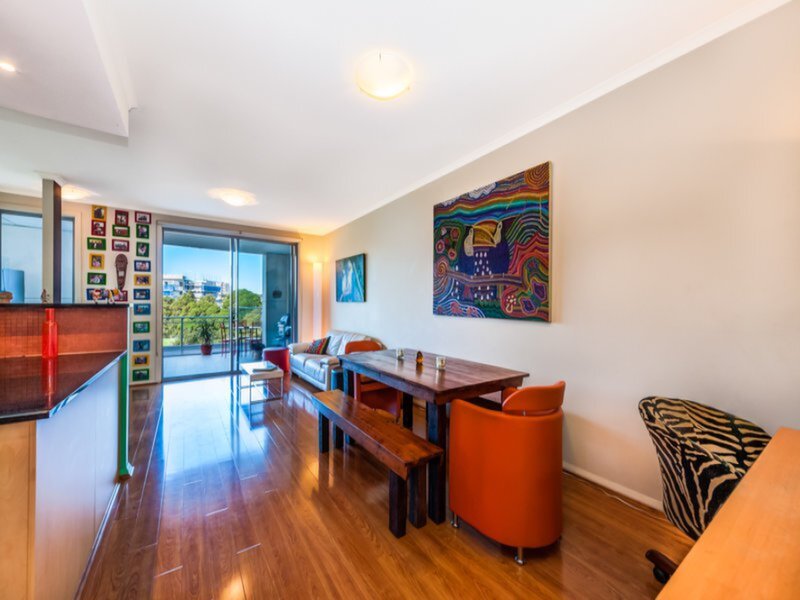 323/25-33 Allen Street, Waterloo Sold by Cassidy Real Estate - image 1
