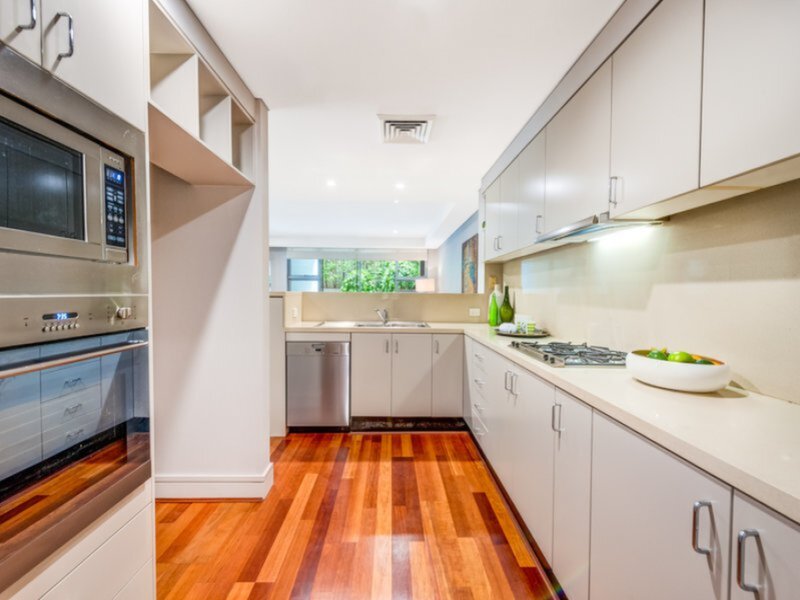 105/45-53 Carlisle Street, Rose Bay Sold by Cassidy Real Estate - image 1