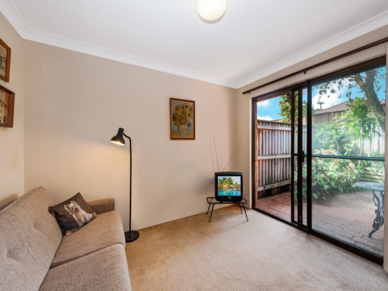 7/5 Harford Street, North Ryde Sold by Cassidy Real Estate - image 1