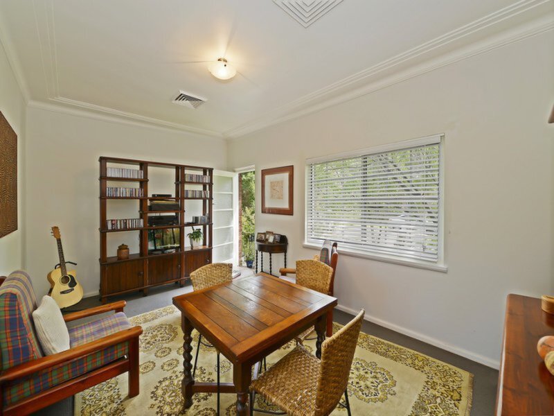2/10 Auburn Street, Hunters Hill Sold by Cassidy Real Estate - image 1