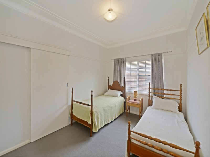 2/10 Auburn Street, Hunters Hill Sold by Cassidy Real Estate - image 1