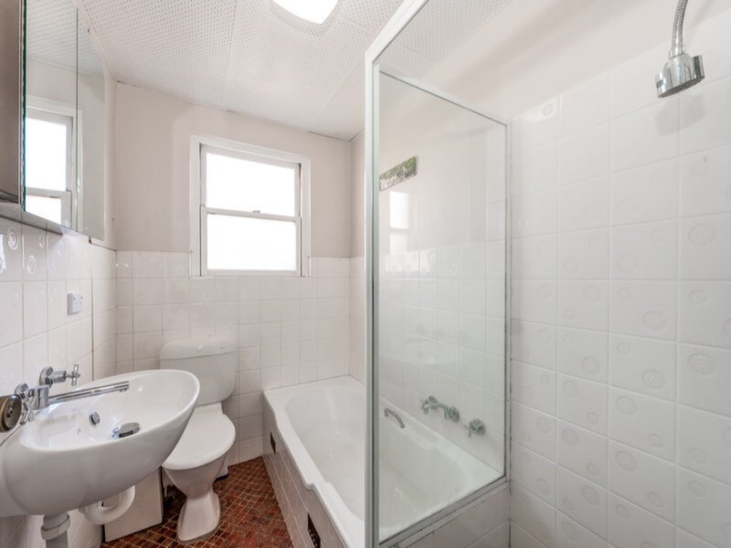 8/12 Pittwater Road, Gladesville Sold by Cassidy Real Estate - image 1
