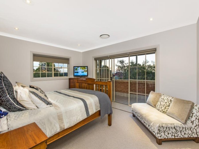 146 Charles Street, Putney Sold by Cassidy Real Estate - image 1