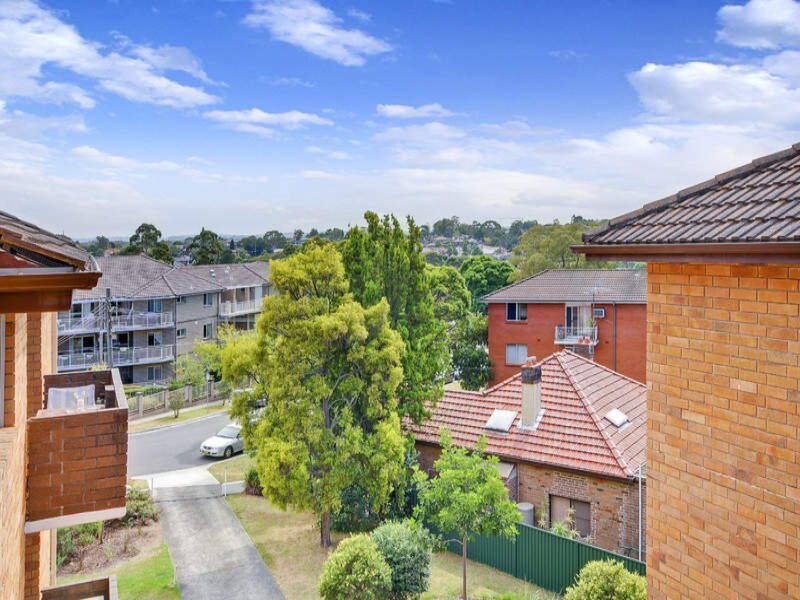 16/5 Stansell Street, Gladesville Sold by Cassidy Real Estate - image 1