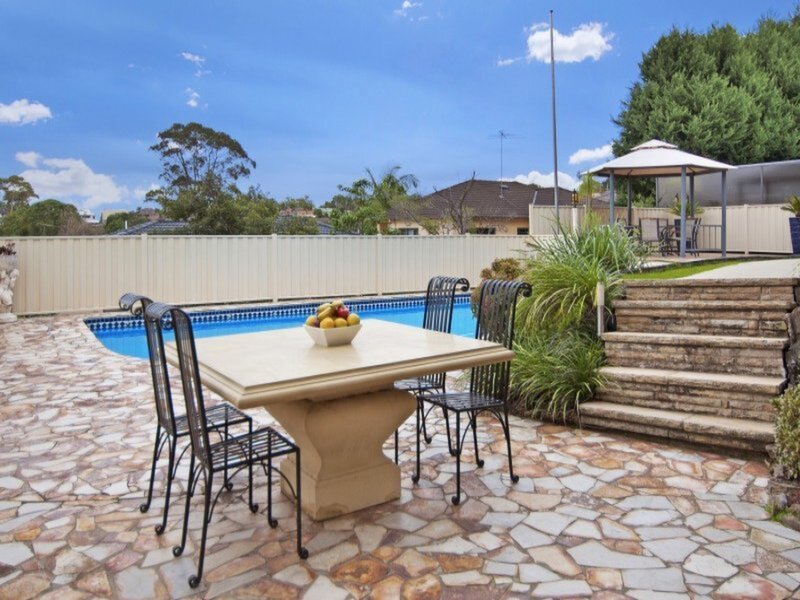 5 Walker Street, Putney Sold by Cassidy Real Estate - image 1