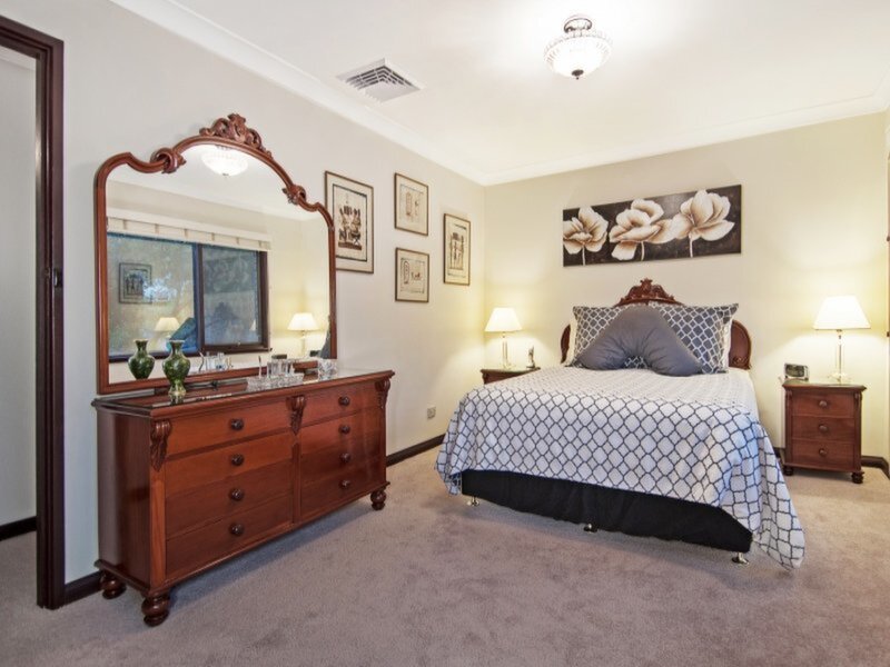 5 Walker Street, Putney Sold by Cassidy Real Estate - image 1