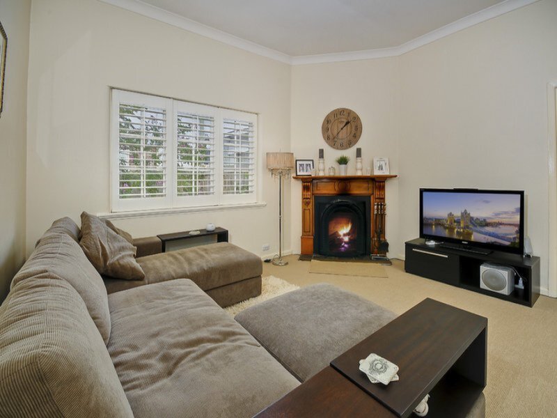 5 Manning Road, Hunters Hill Sold by Cassidy Real Estate - image 1