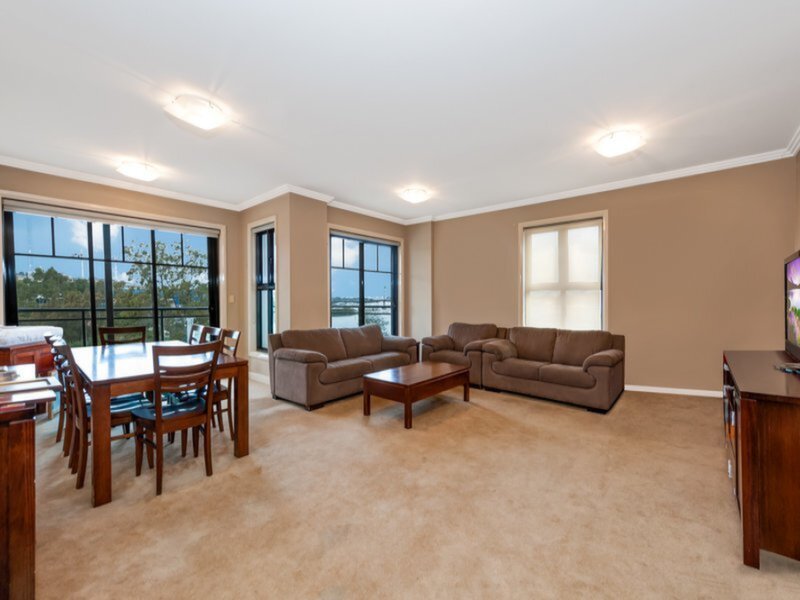 24/141 Bowden Street, Meadowbank Sold by Cassidy Real Estate - image 1