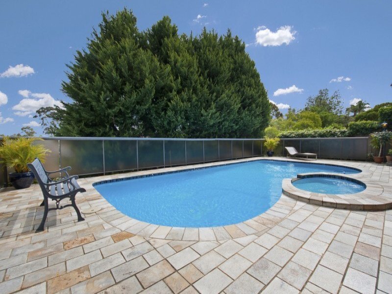 7 Walker Street, Putney Sold by Cassidy Real Estate - image 1