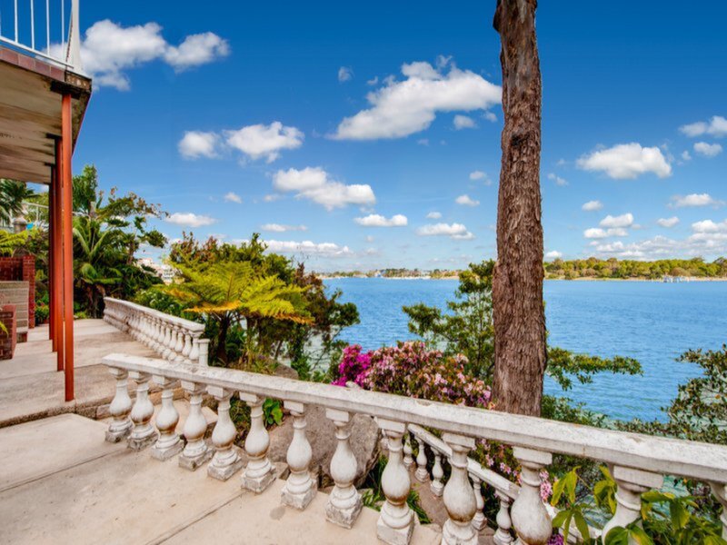 172 Tennyson Road, Tennyson Point Sold by Cassidy Real Estate - image 1