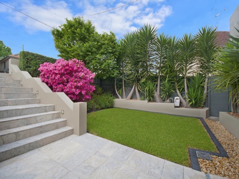 6 Wade Street, Putney Sold by Cassidy Real Estate - image 1
