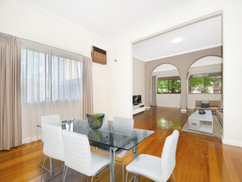 28 Douglas Street, Putney Sold by Cassidy Real Estate - image 1