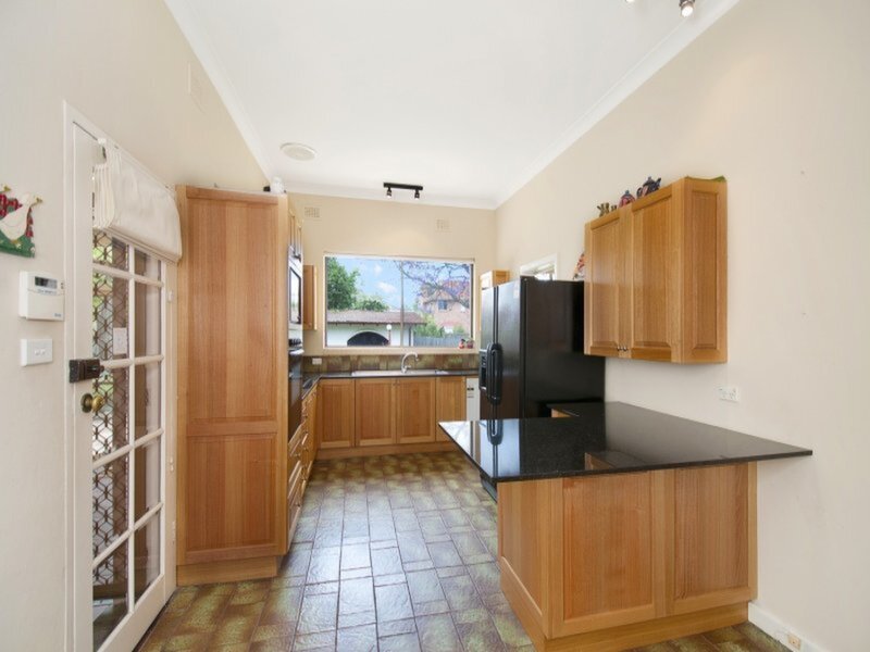 28 Douglas Street, Putney Sold by Cassidy Real Estate - image 1