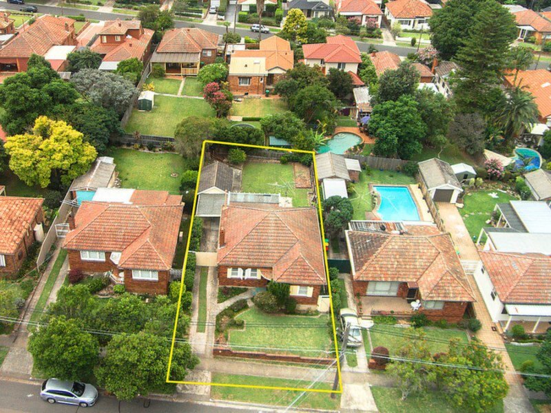 118 Darvall Road, Denistone West Sold by Cassidy Real Estate - image 1