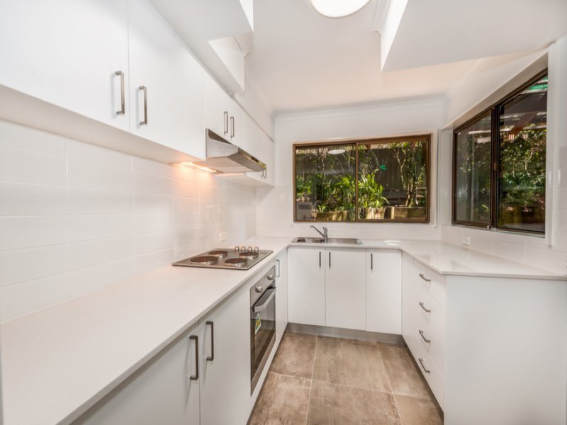 6/2 Trafalgar Place, Marsfield Sold by Cassidy Real Estate - image 1