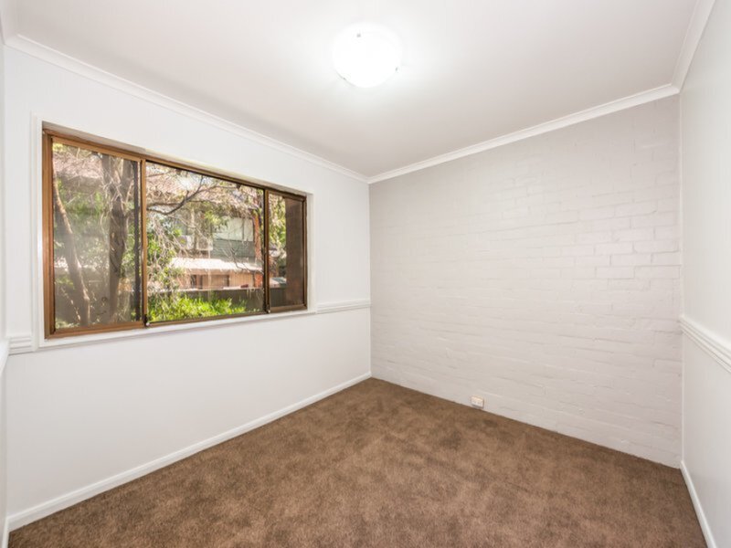 6/2 Trafalgar Place, Marsfield Sold by Cassidy Real Estate - image 1