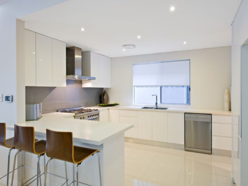 39 Douglas Street, Putney Sold by Cassidy Real Estate - image 1