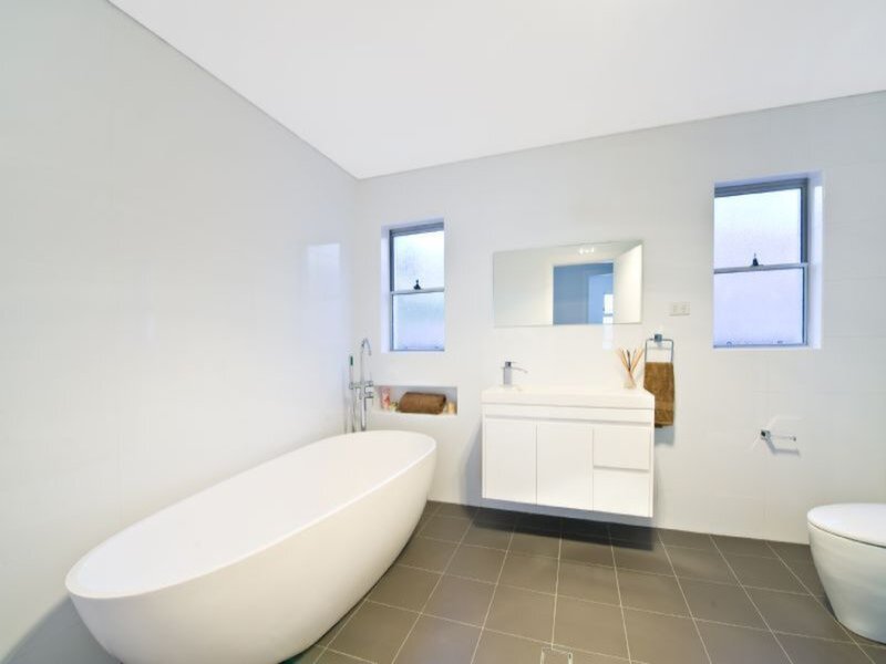 39 Douglas Street, Putney Sold by Cassidy Real Estate - image 1