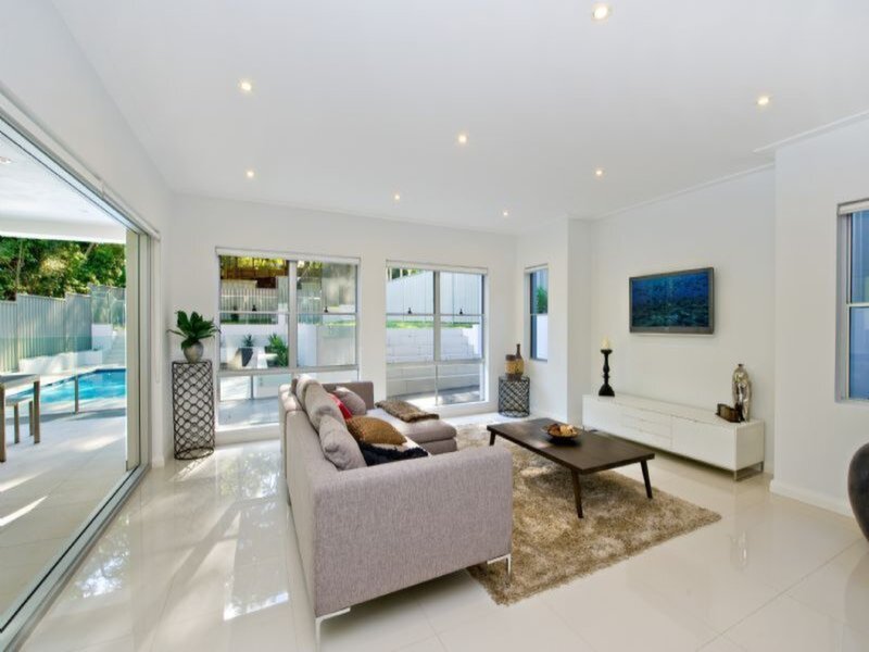 39 Douglas Street, Putney Sold by Cassidy Real Estate - image 1