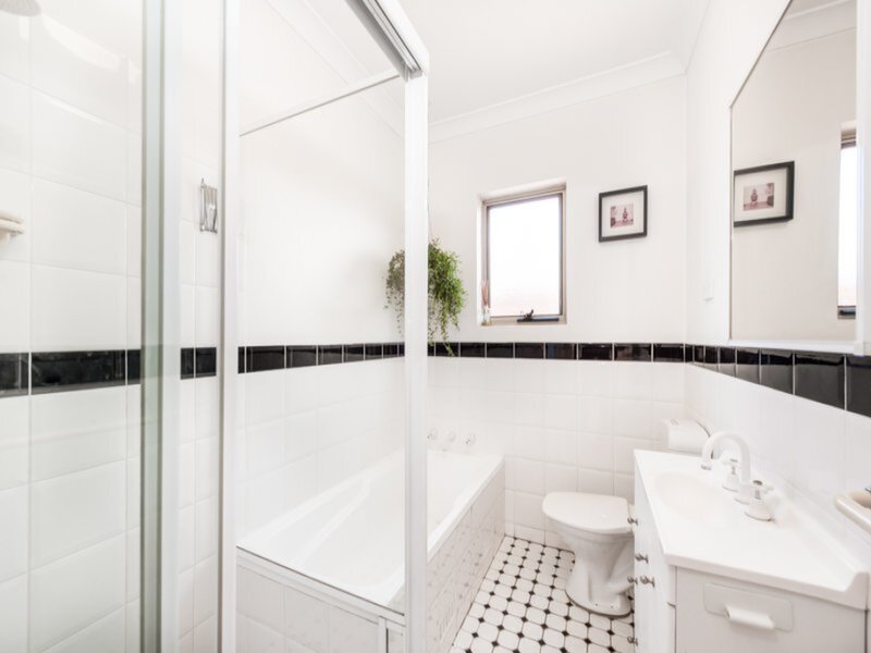 6/9 Linsley Street, Gladesville Sold by Cassidy Real Estate - image 1