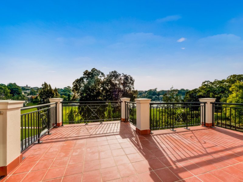 15 Waruda Place, Huntleys Cove Sold by Cassidy Real Estate - image 1