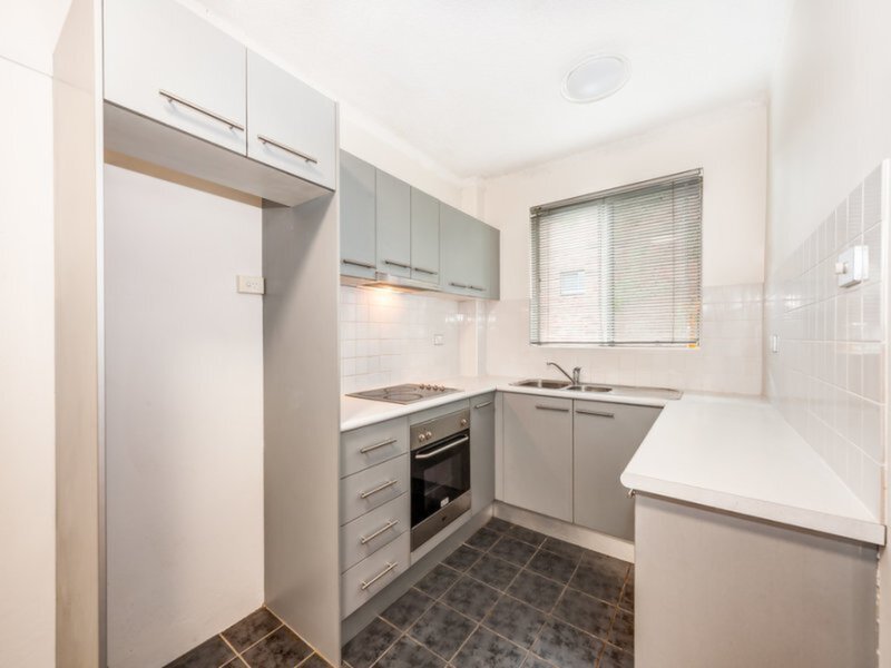 4/28 Meadow Crescent, Meadowbank Sold by Cassidy Real Estate - image 1