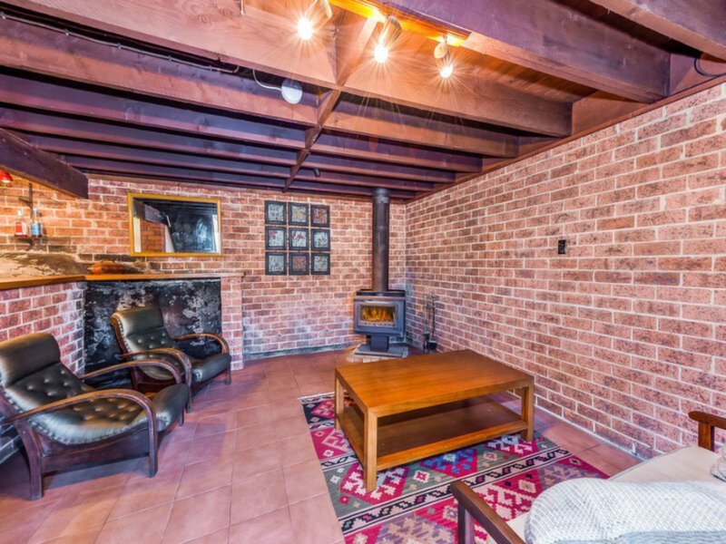 18 Woodvale Avenue, North Epping Sold by Cassidy Real Estate - image 1