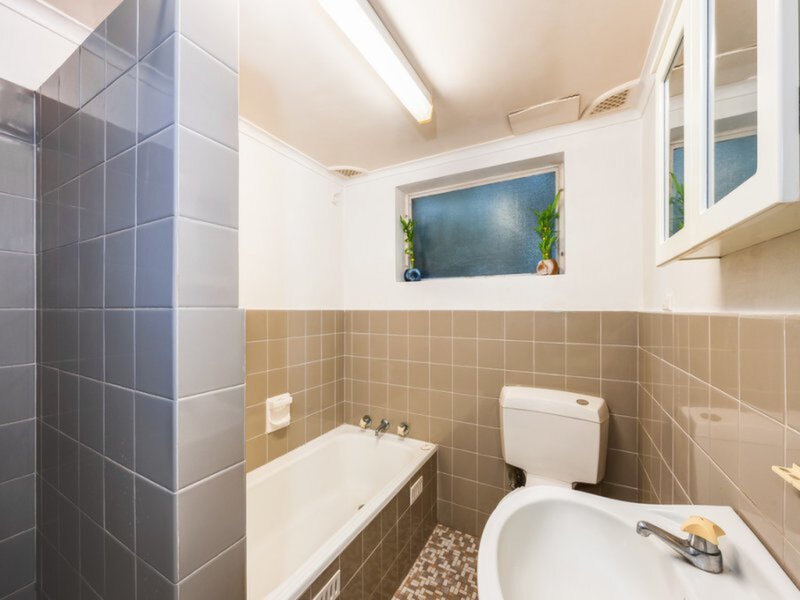 7/18 Meriton Street, Gladesville Sold by Cassidy Real Estate - image 1
