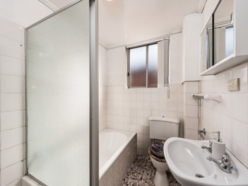 6/6 Coulter Street, Gladesville Sold by Cassidy Real Estate - image 1