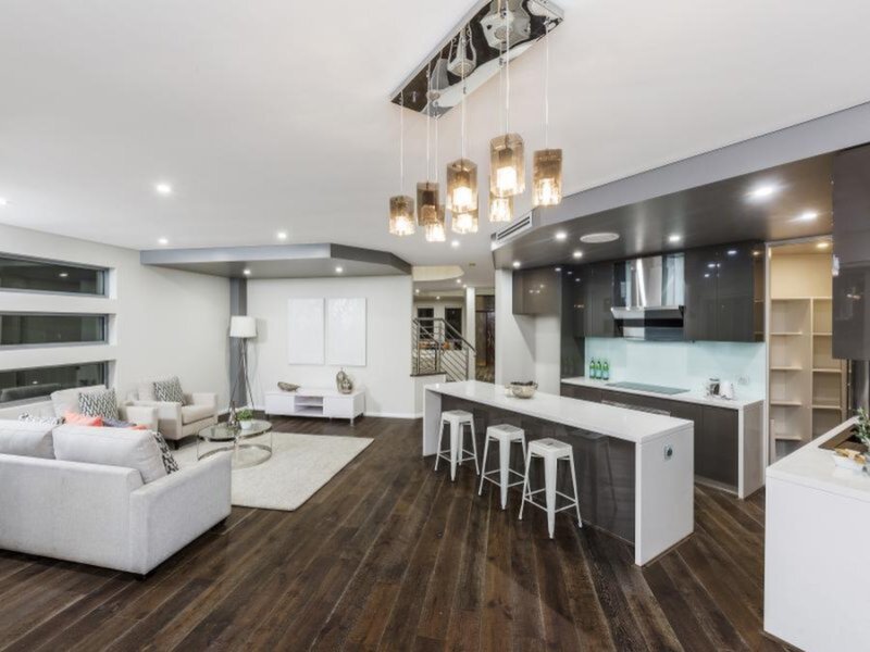 44 Phillip Road, Putney Sold by Cassidy Real Estate - image 1