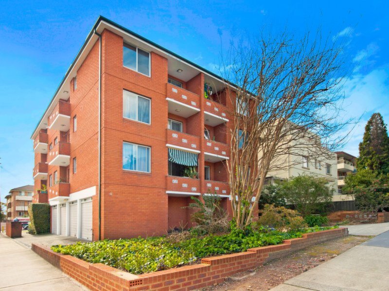 8/11 Linsley Street, Gladesville Sold by Cassidy Real Estate - image 1